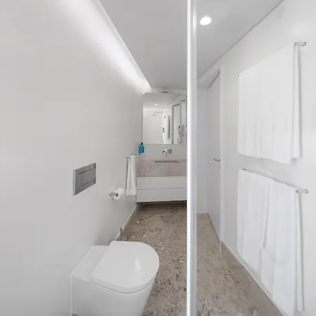 Serviced - Benformoso Apartmán *