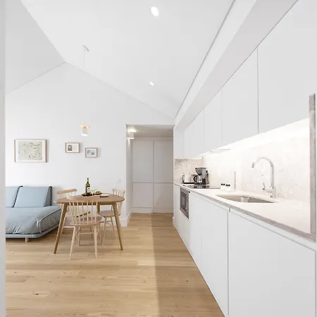 Serviced - Benformoso Apartment *
