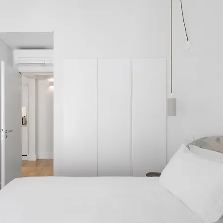 Lsa Benformoso By Numa * Lisboa